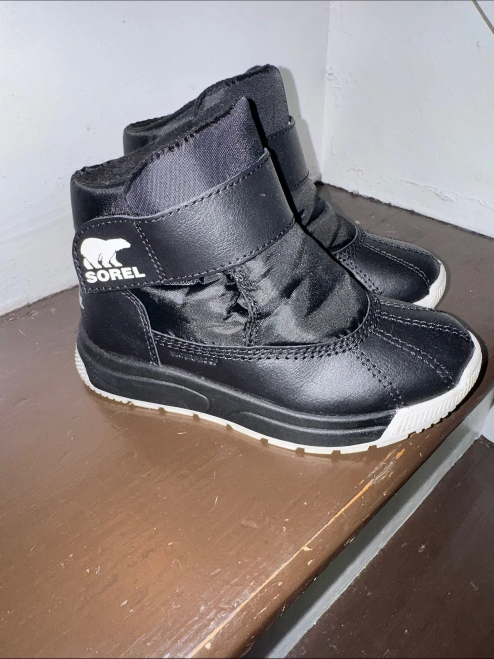 Sorel Kids Black and White Waterproof SnowBoots with Velcro Size 12